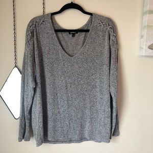 Express grey light sweater
